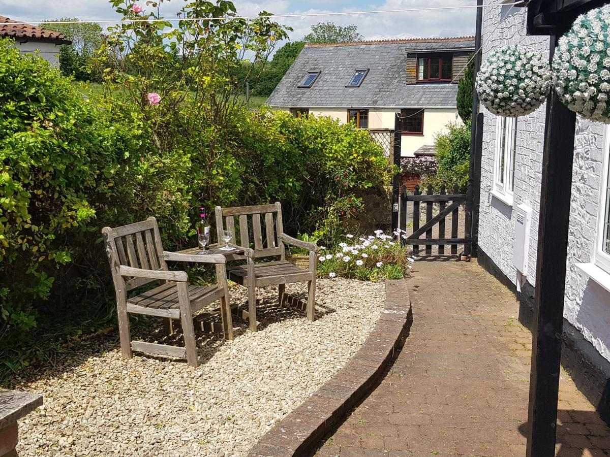 Rose Cottage Chard Exterior photo